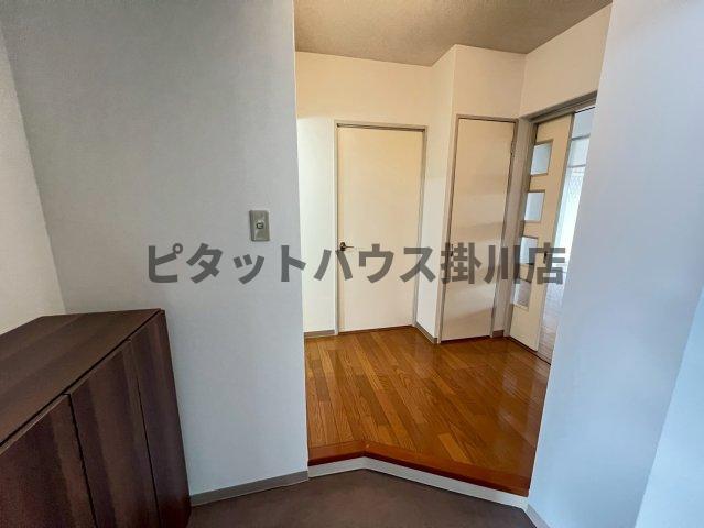 袋井市堀越アパート 玄関