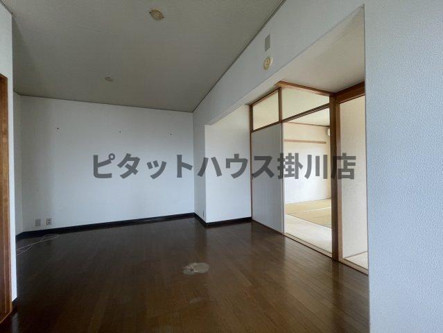 袋井市豊沢マンション リビング