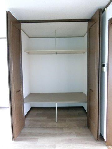 袋井市方丈アパート 収納
