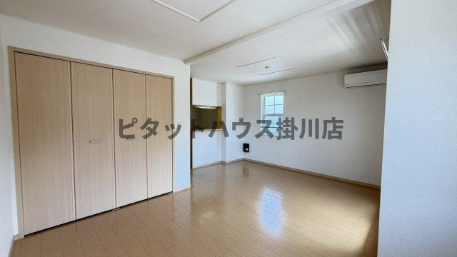 掛川市平野アパート リビング
