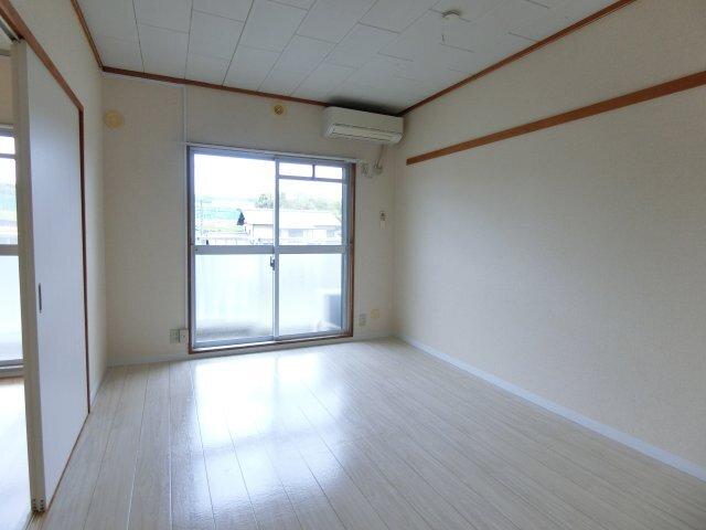 掛川市下俣南マンション リビング