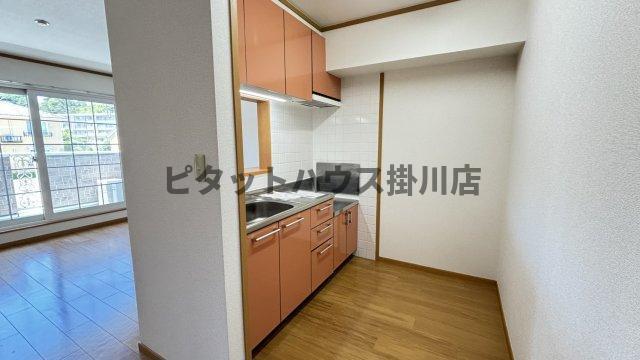 掛川市杉谷南アパート 室内