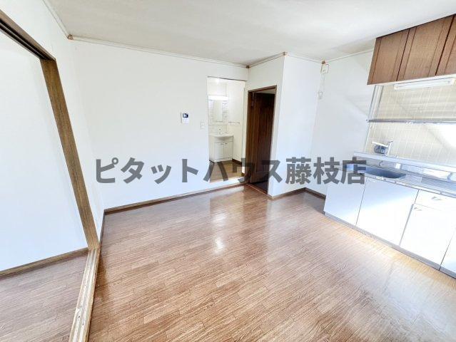 焼津市石津中町アパート リビング