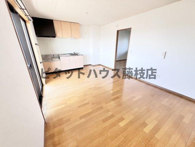 焼津市小土マンション リビング