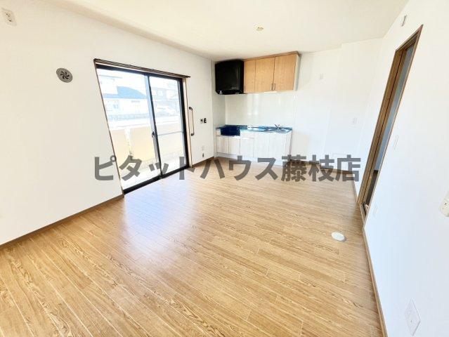 焼津市小土マンション リビング