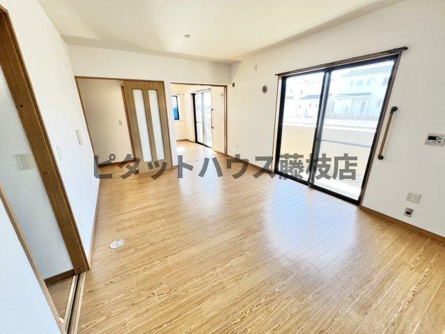 焼津市小土マンション リビング