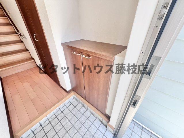 焼津市栄町アパート 玄関