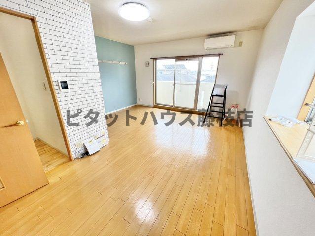焼津市小土マンション リビング