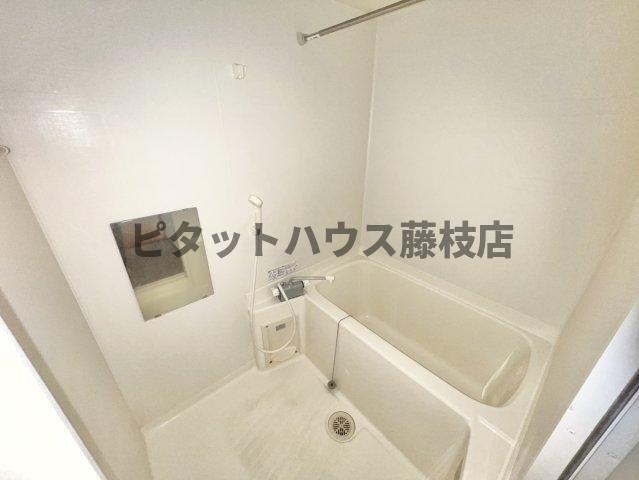 焼津市五ケ堀之内マンション バス／シャワー