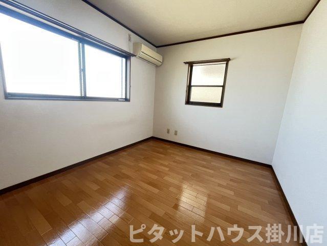 掛川市大多郎アパート リビング