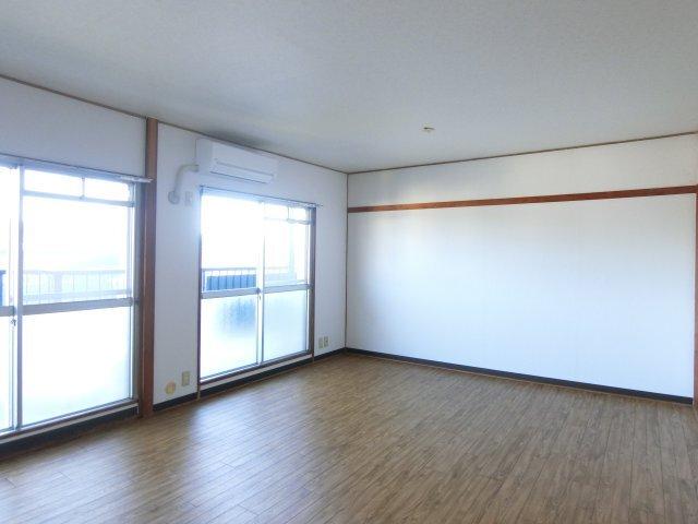 掛川市天王町アパート リビング