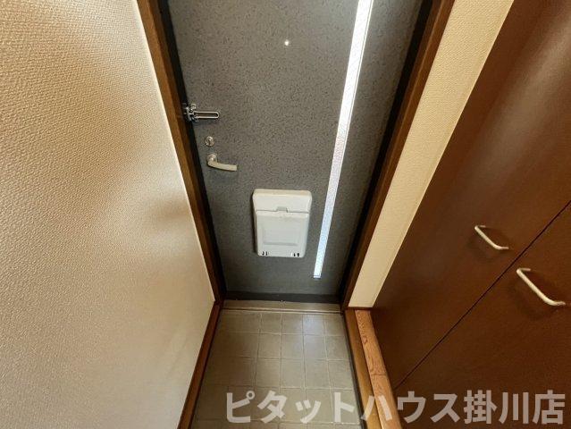 掛川市水垂アパート 玄関