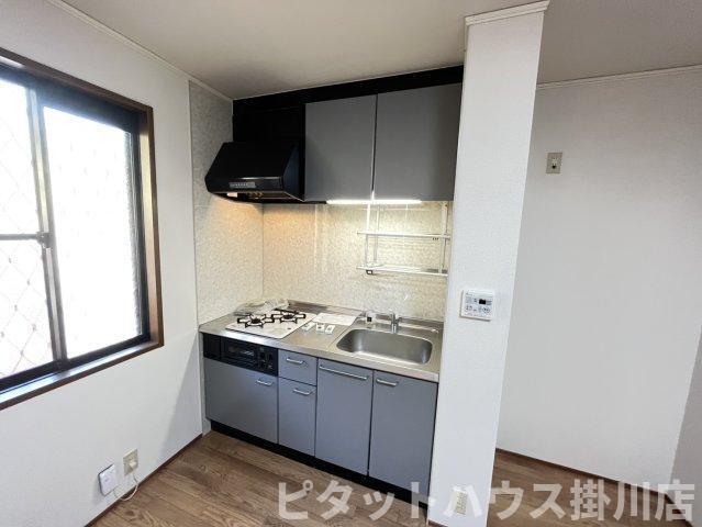 掛川市水垂アパート キッチン