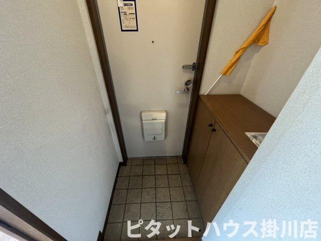 掛川市大多郎アパート 玄関