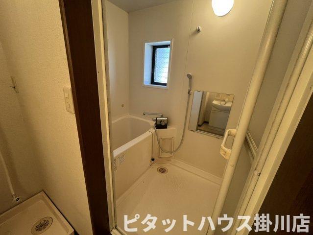 掛川市大多郎アパート バス／シャワー
