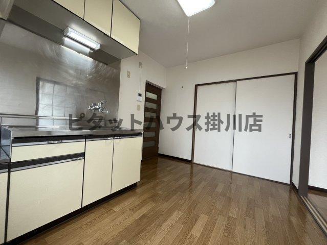 掛川市南マンション リビング