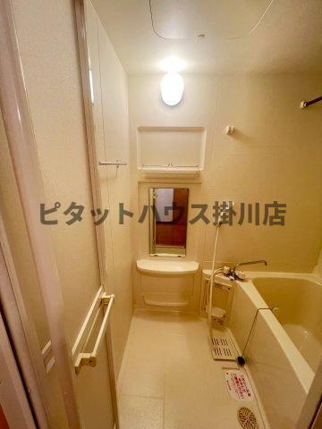 磐田市大久保アパート バス／シャワー
