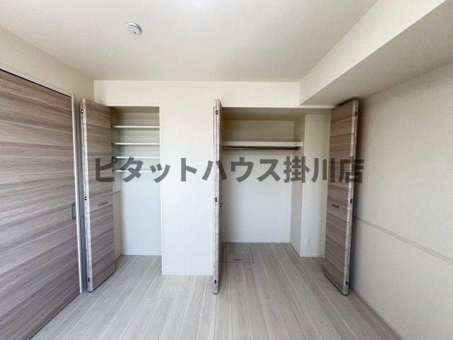 磐田市加茂アパート 収納