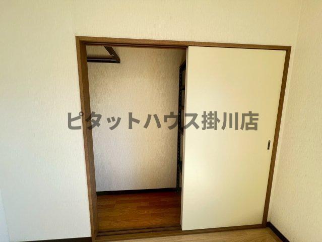 掛川市小貫アパート 収納