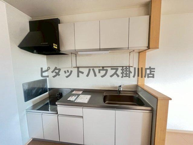掛川市三俣アパート キッチン