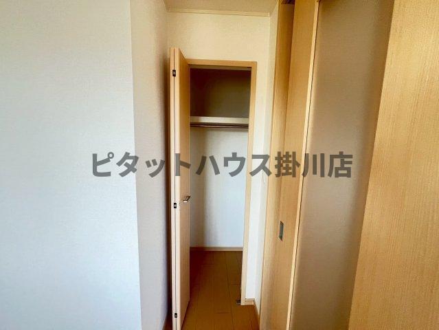 掛川市三俣アパート 収納