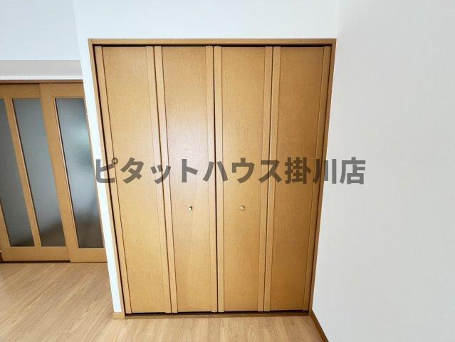 掛川市宮脇アパート 収納