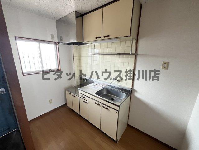 袋井市葵町アパート キッチン