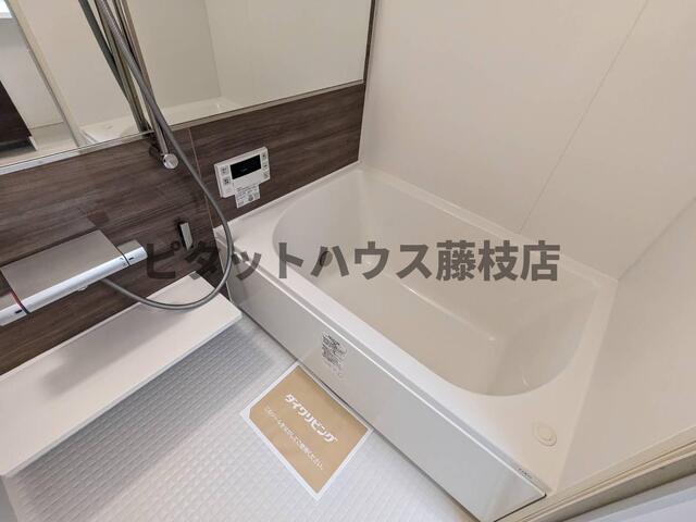藤枝市駅前アパート バス／シャワー