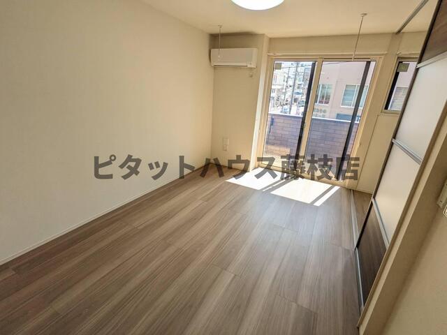 藤枝市駅前アパート リビング