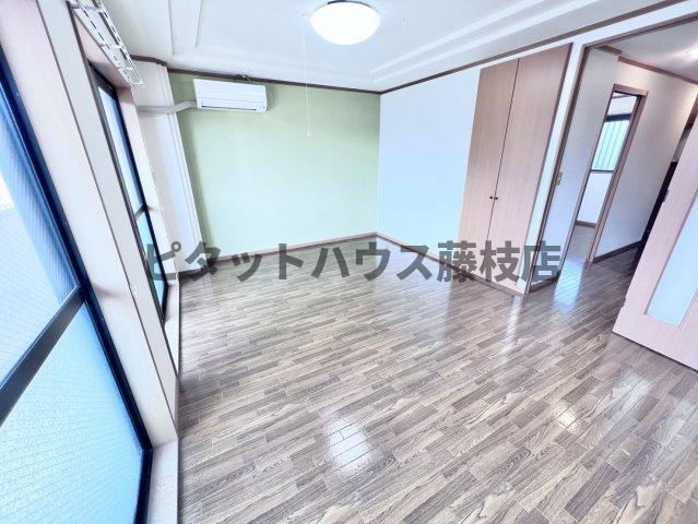 焼津市東小川マンション リビング