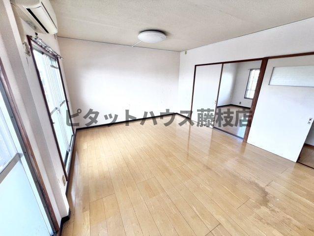 焼津市下小田マンション リビング