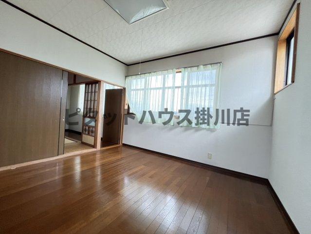 掛川市富部一戸建 室内