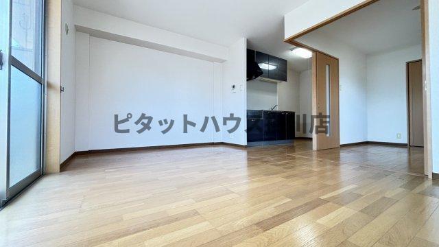 袋井市愛野南マンション リビング