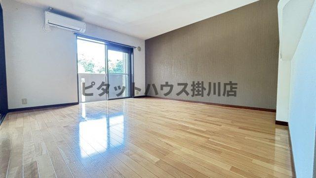 掛川市杉谷南マンション リビング