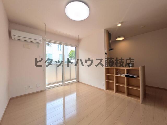 藤枝市南駿河台アパート リビング