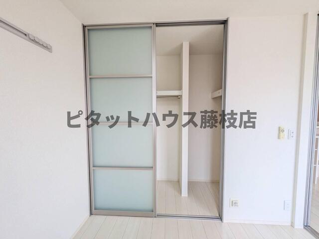 藤枝市南駿河台アパート 収納