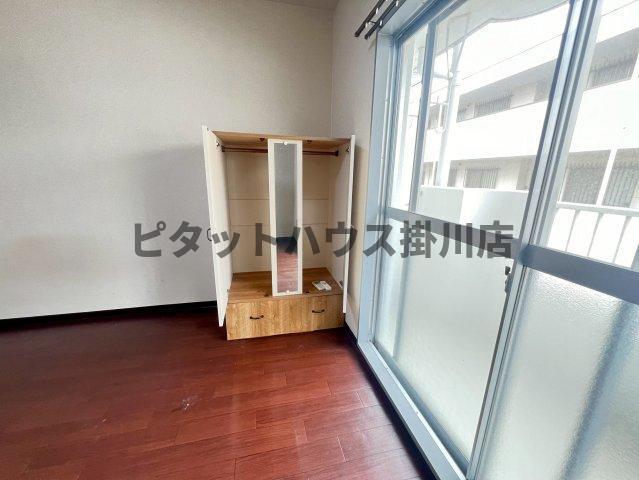 袋井市三門町アパート 収納