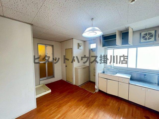 袋井市方丈アパート リビング