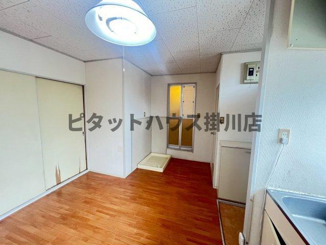 袋井市方丈アパート リビング