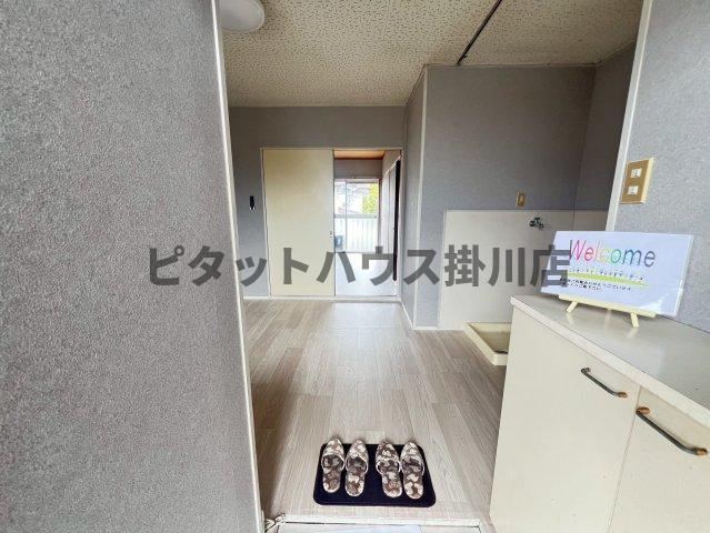 袋井市方丈アパート 玄関