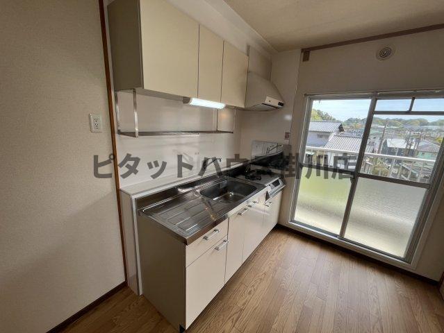掛川市青葉台アパート キッチン