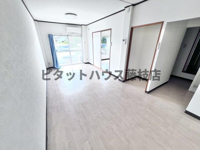 藤枝市兵太夫アパート リビング