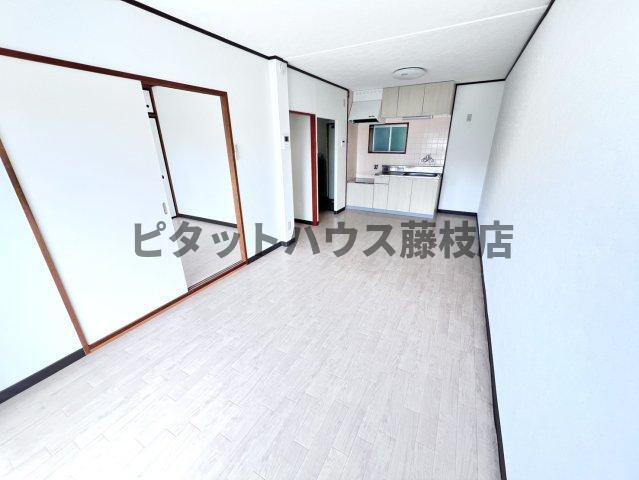 藤枝市兵太夫アパート リビング