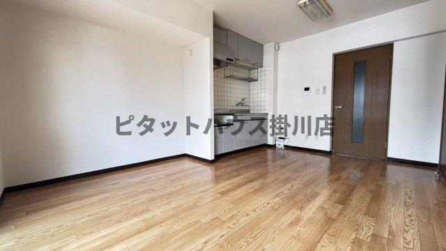 掛川市中宿マンション リビング