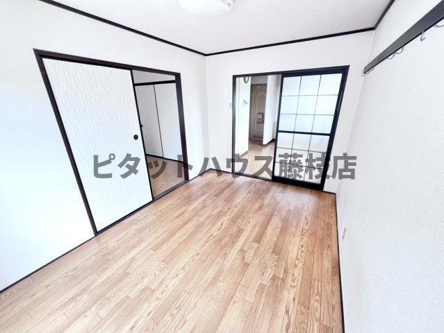 藤枝市与左衛門アパート リビング