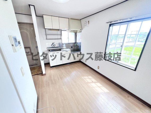 藤枝市与左衛門アパート キッチン