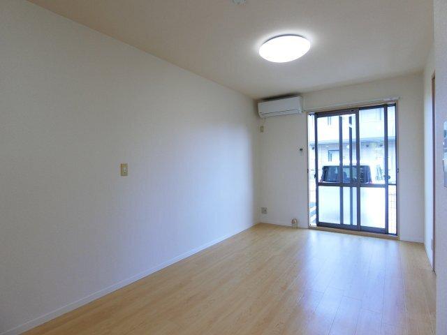 掛川市浜野新田アパート リビング