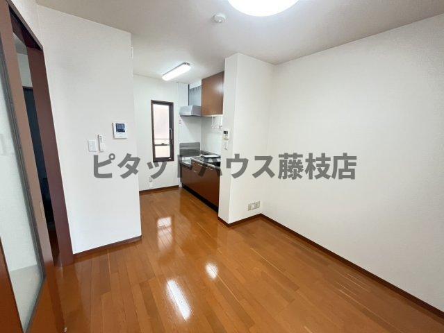藤枝市水守アパート リビング