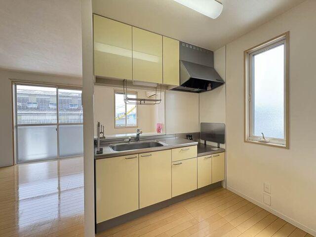 焼津市東道原アパート キッチン