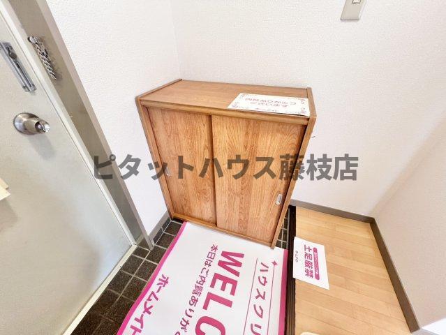 焼津市三ケ名アパート 玄関
